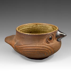 Bird-shaped small bowl, could be used as a salt cellar, from Dybdahl, Denmark.