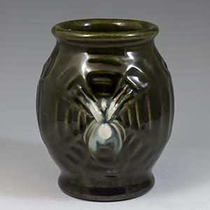 Michael Andersen & Son pre-1930 majolica 3-sided vase decoarted with spiders in high relief. Production nummber: 1054