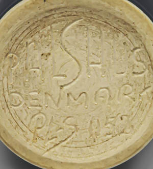 Palshus Per Linneman Schmidt blue haresfur glaze vase, 1152, round on the bottom and oval on the top.  marks