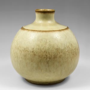 Palshus light olive-green ball vase designed by Per Linneman Schmidt, # 1192