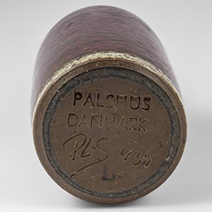 palshus bottle vase 439 designed by Per Lindemann-Schmidt  marks