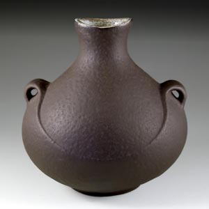 eared vase by einar johansen own studio done in a matte brown